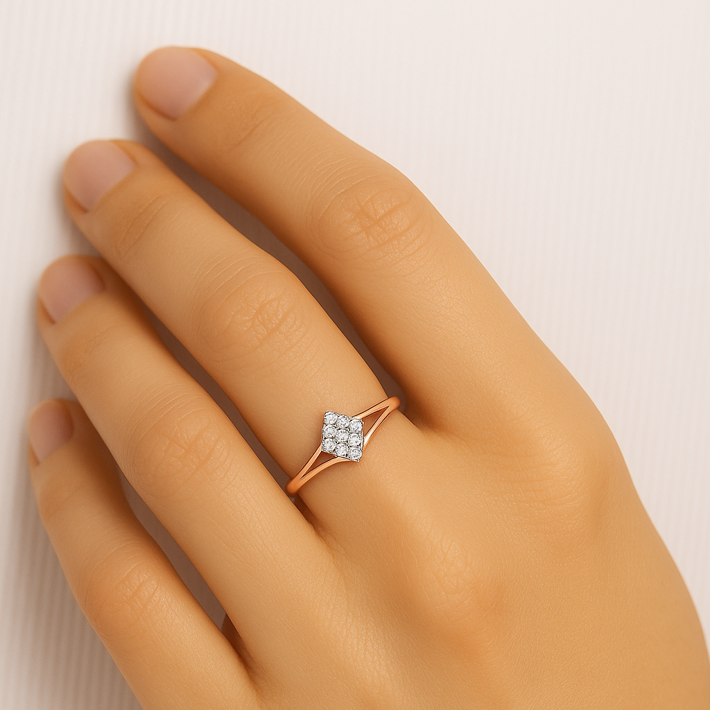 Elegant Diamond Cluster Ring in 925 Silver with 18KT Gold Vermeil Micron – 0.25 CT